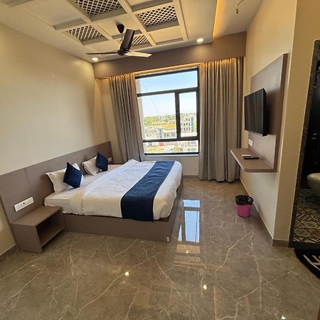 Hotel Sisodiya Palace Khātu 외부 사진