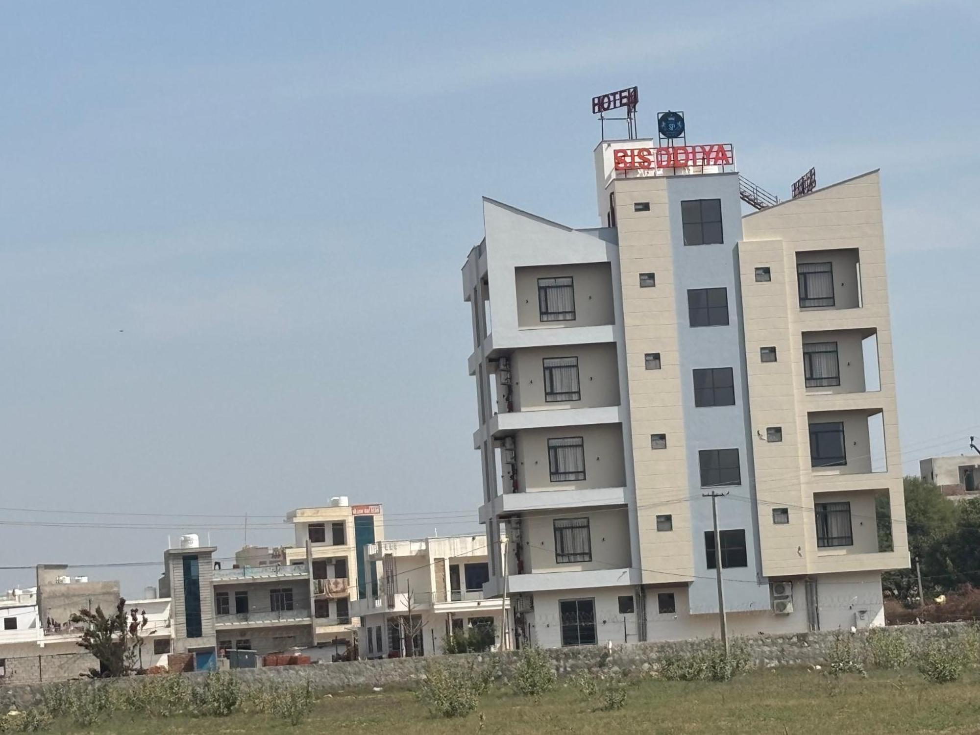 Hotel Sisodiya Palace Khātu 외부 사진