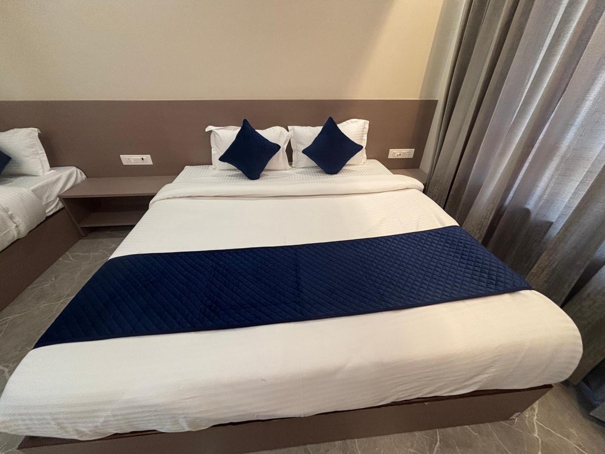 Hotel Sisodiya Palace Khātu 외부 사진