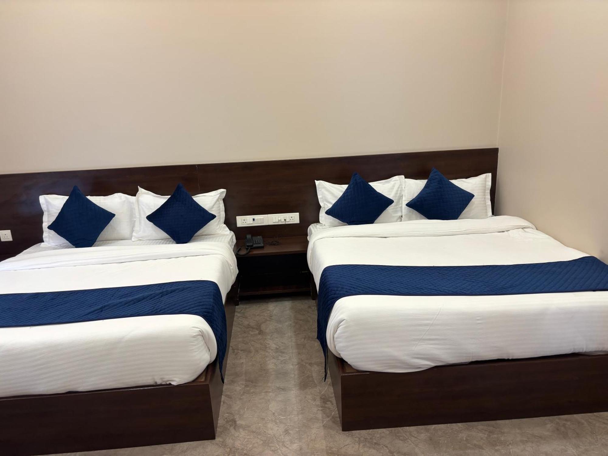 Hotel Sisodiya Palace Khātu 외부 사진