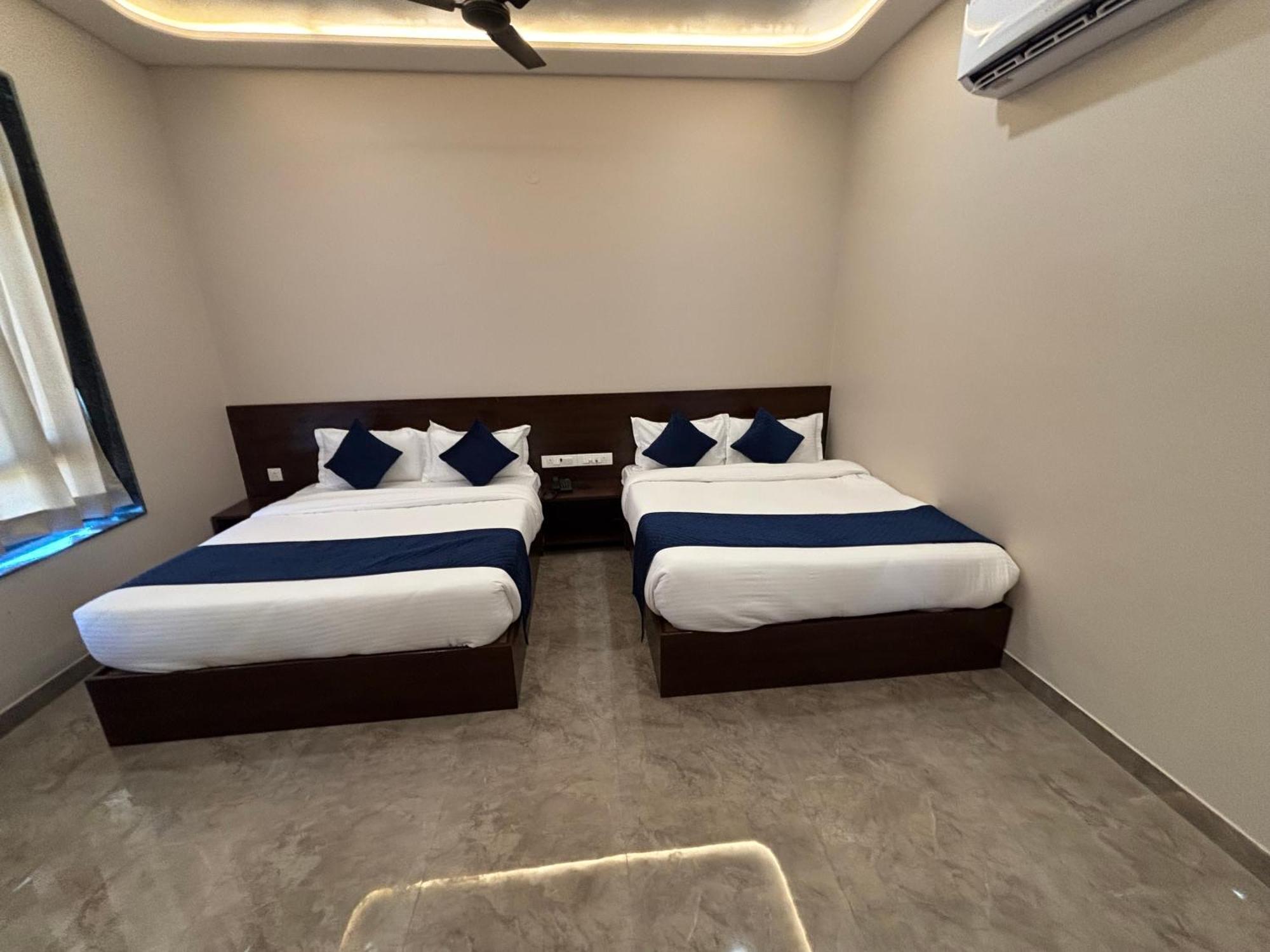 Hotel Sisodiya Palace Khātu 외부 사진