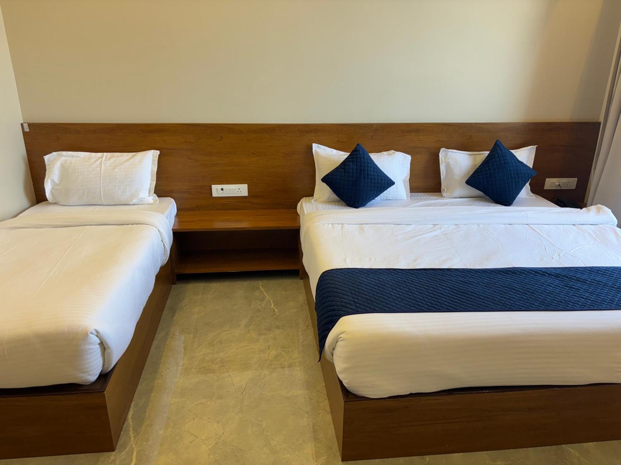 Hotel Sisodiya Palace Khātu 외부 사진