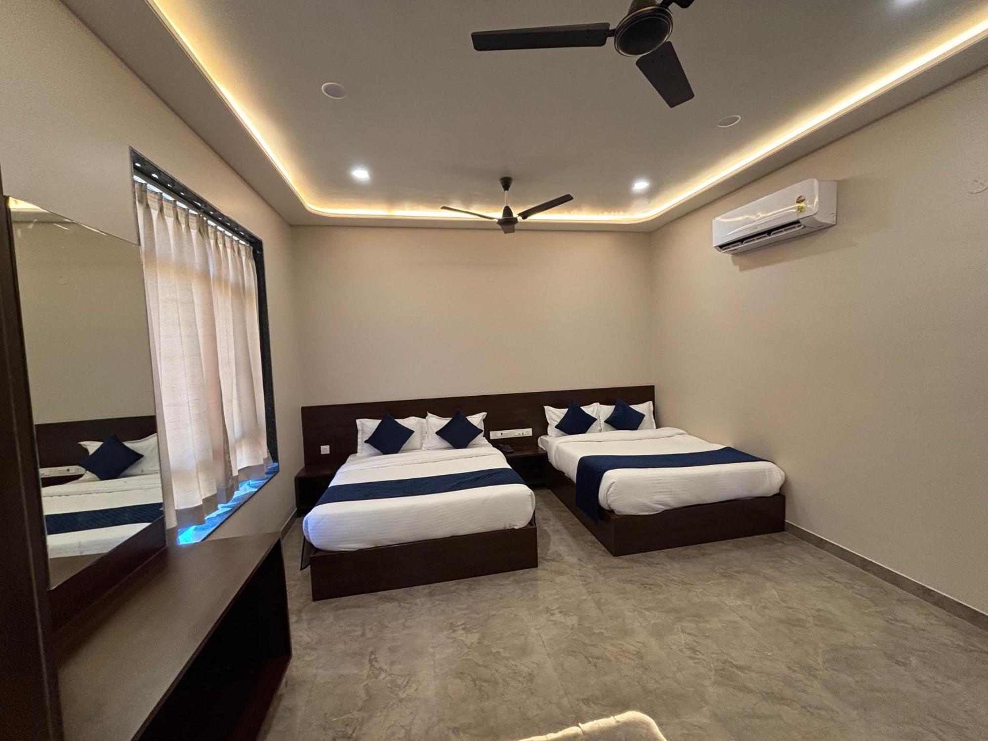 Hotel Sisodiya Palace Khātu 외부 사진